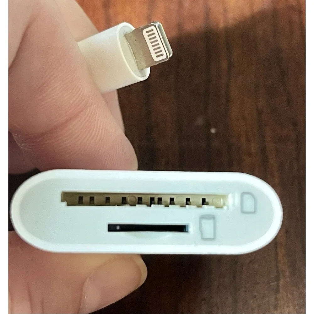 NEW 2 in 1 Lightning to SD/Micro SD Card Reader for iPhone iPad‎
